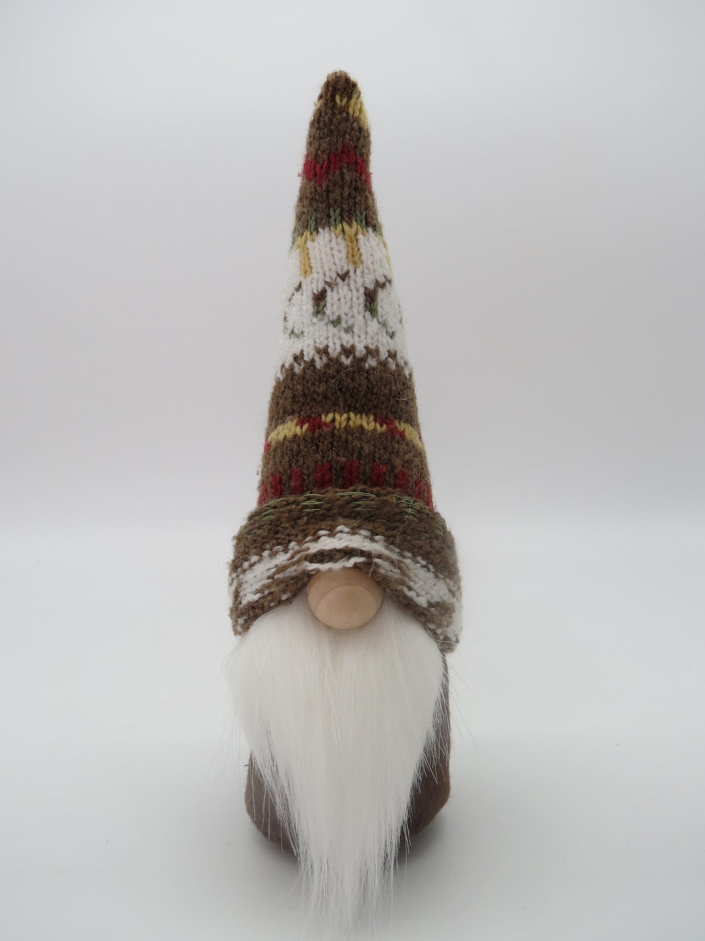 10" (25.4 cm) Small Gnome (6186) Tan/Yellow/White/Red
