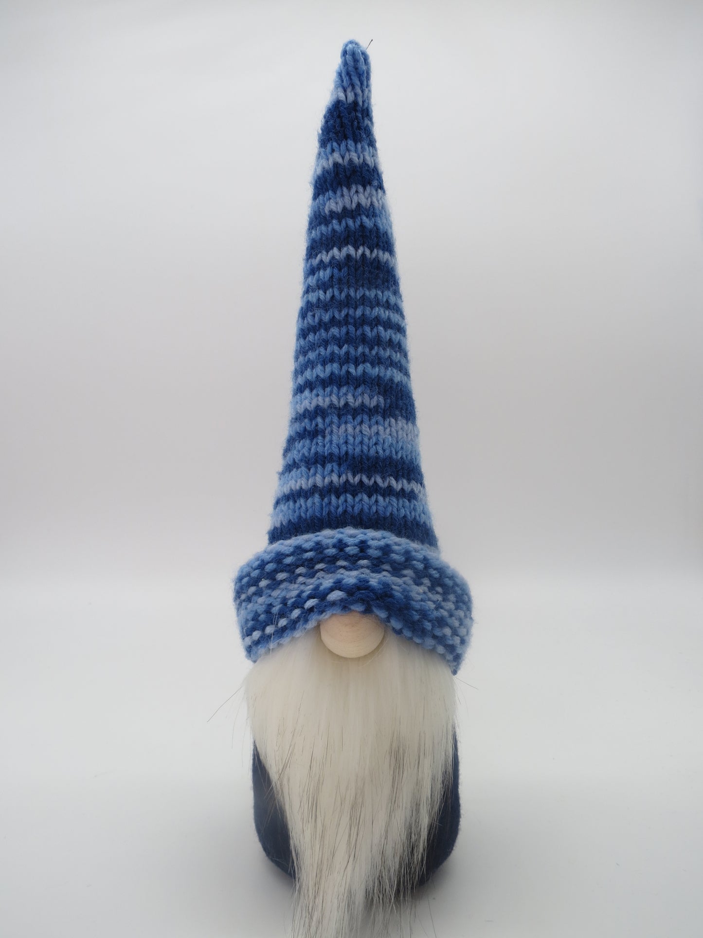 15" Medium Gnome (6195) - Blue Shades