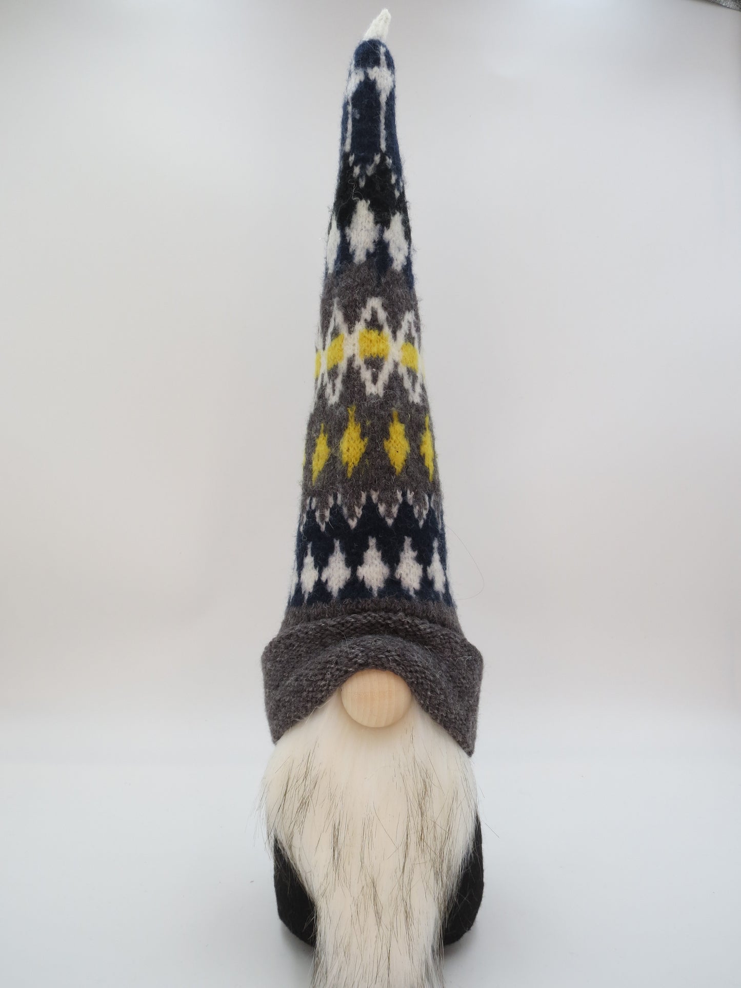 20" (50.8 cm) Large Gnome (5561) - Gray/Navy/White/Yellow Pattern