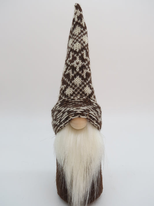 10" Small Gnome (5838) Brown/White Nordic