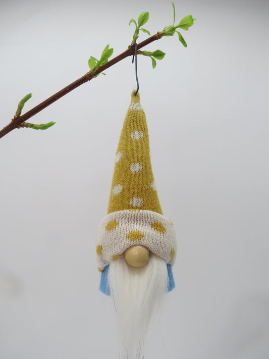 6" Ornament Gnome (5990) - Yellow with Polka Dots