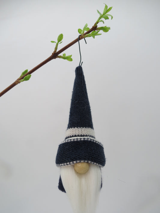 6" Ornament Gnome (5999) - Navy/White
