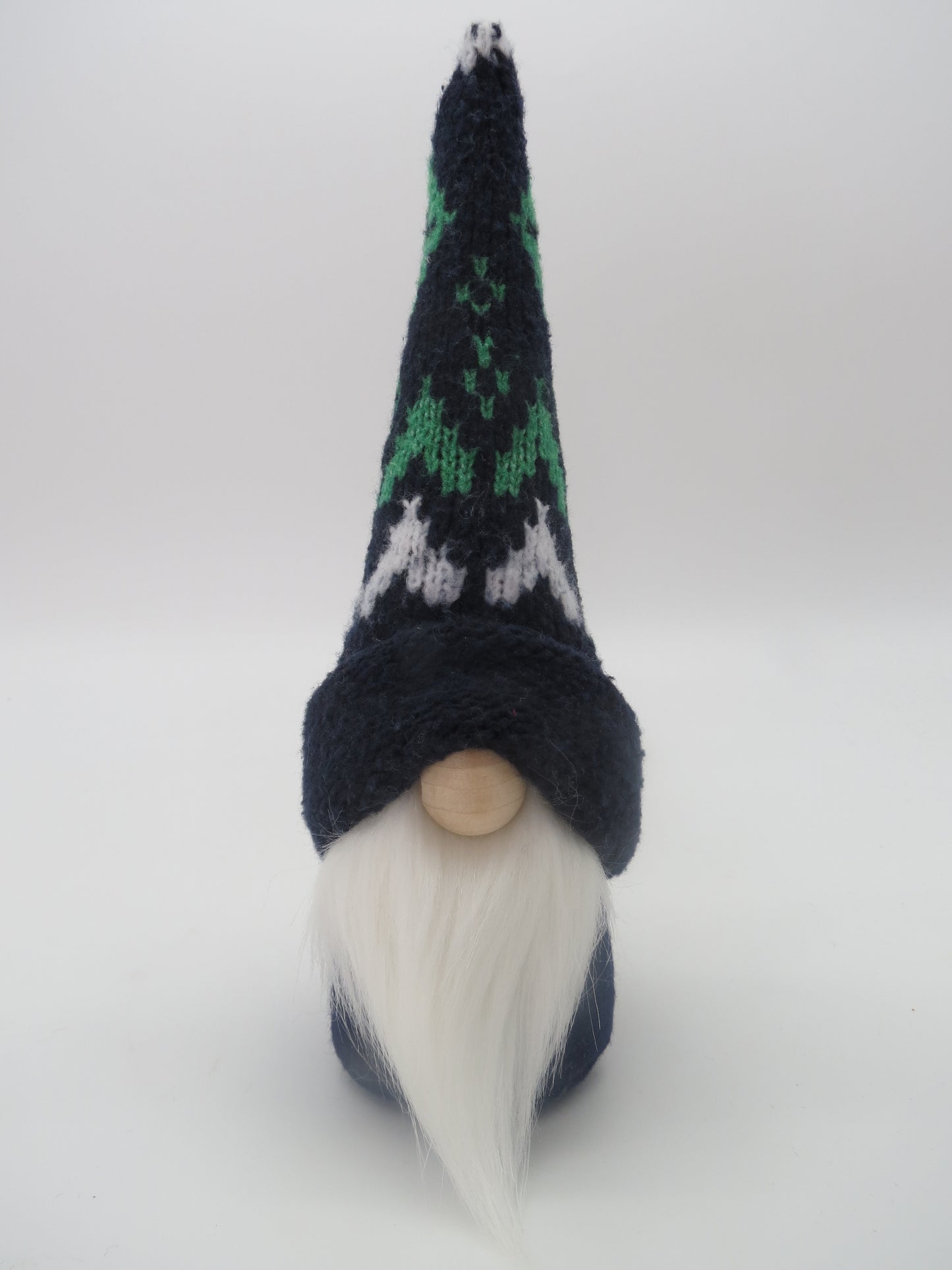 10" (25.4 cm) Small Gnome (6178) Navy/Green/White