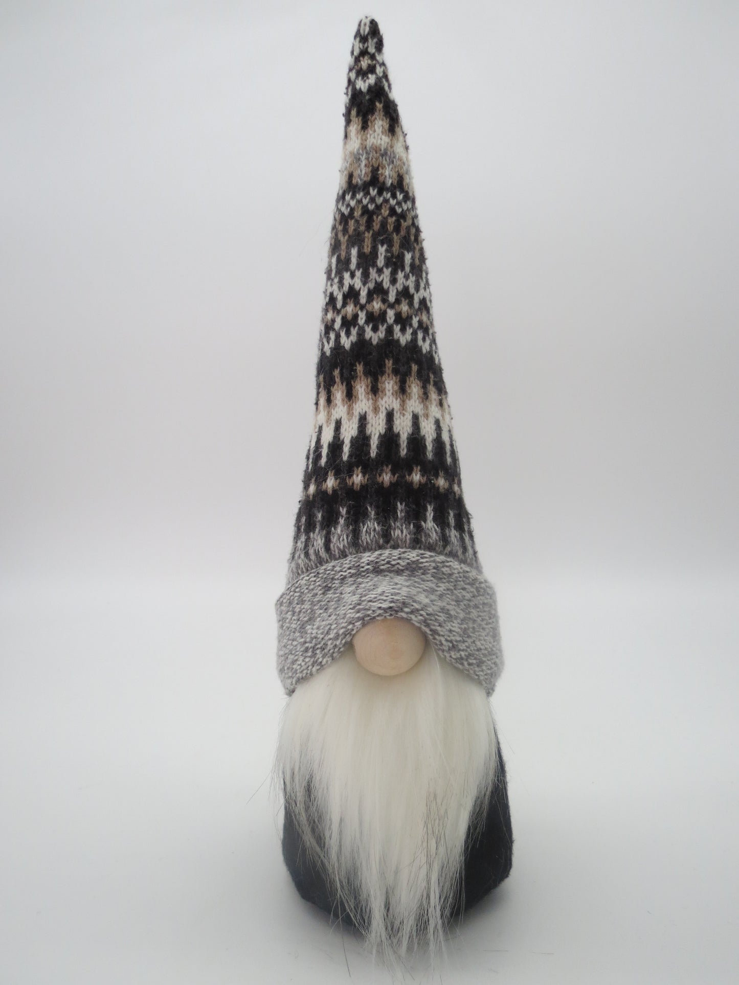 15" Medium Gnome (6197) - Gray/Black/White/Tan