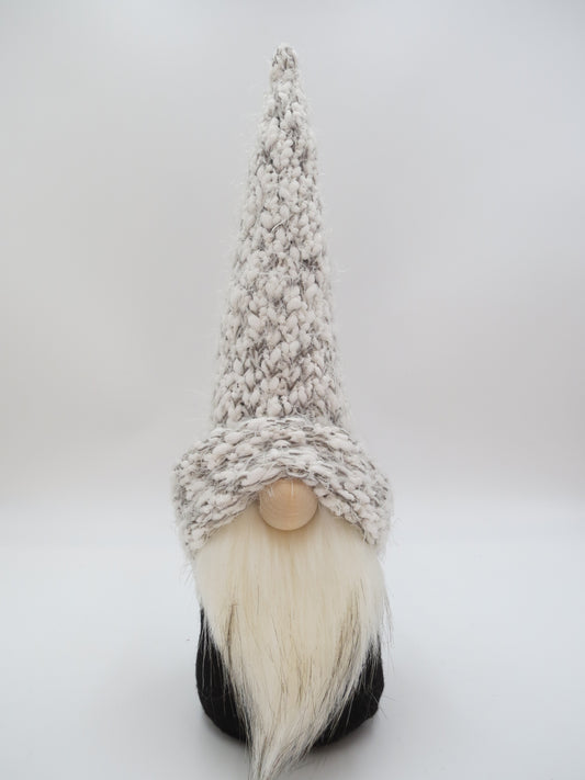 15" Medium Gnome (5513) - Gray/White